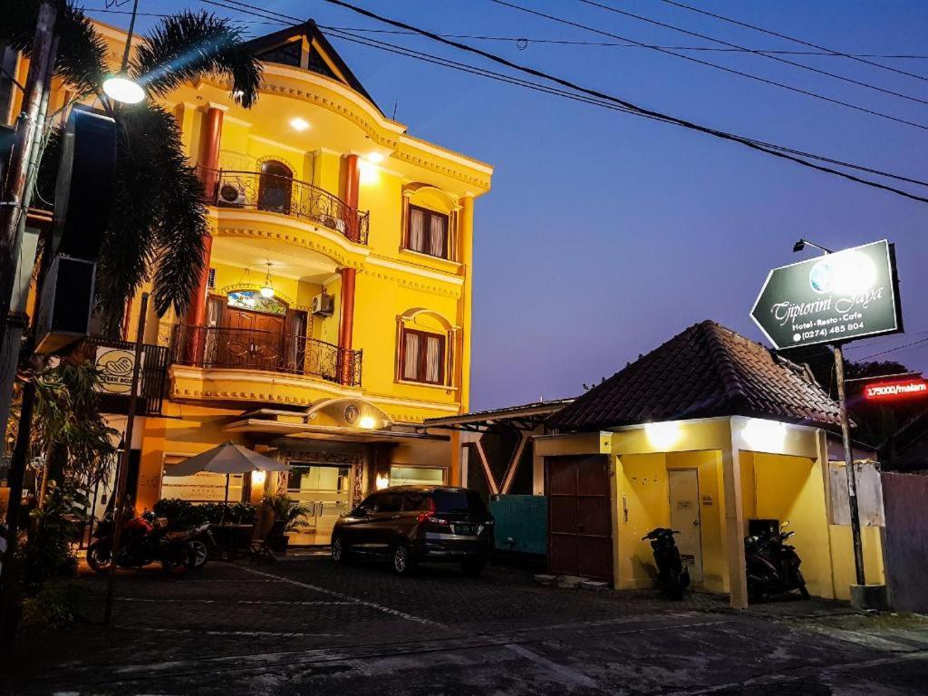 Hotel Tjiptorini Jaya Yogyakarta Exterior photo